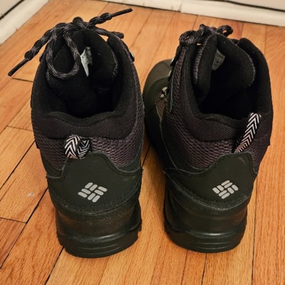 PERFECT CONDITION: Men's Columbia Snowcross Winter boots size 11 - Picture 6 of 9